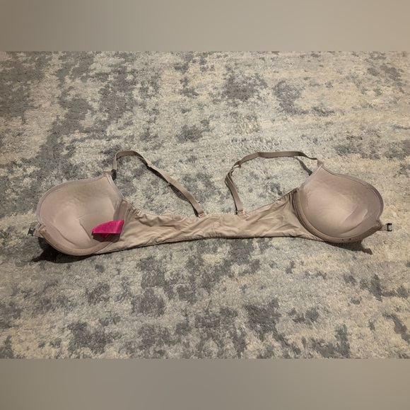💕3/$25💕 La Senza BEYOND SEXY Smooth Front-Close Push Up Bra - Picture 4 of 6